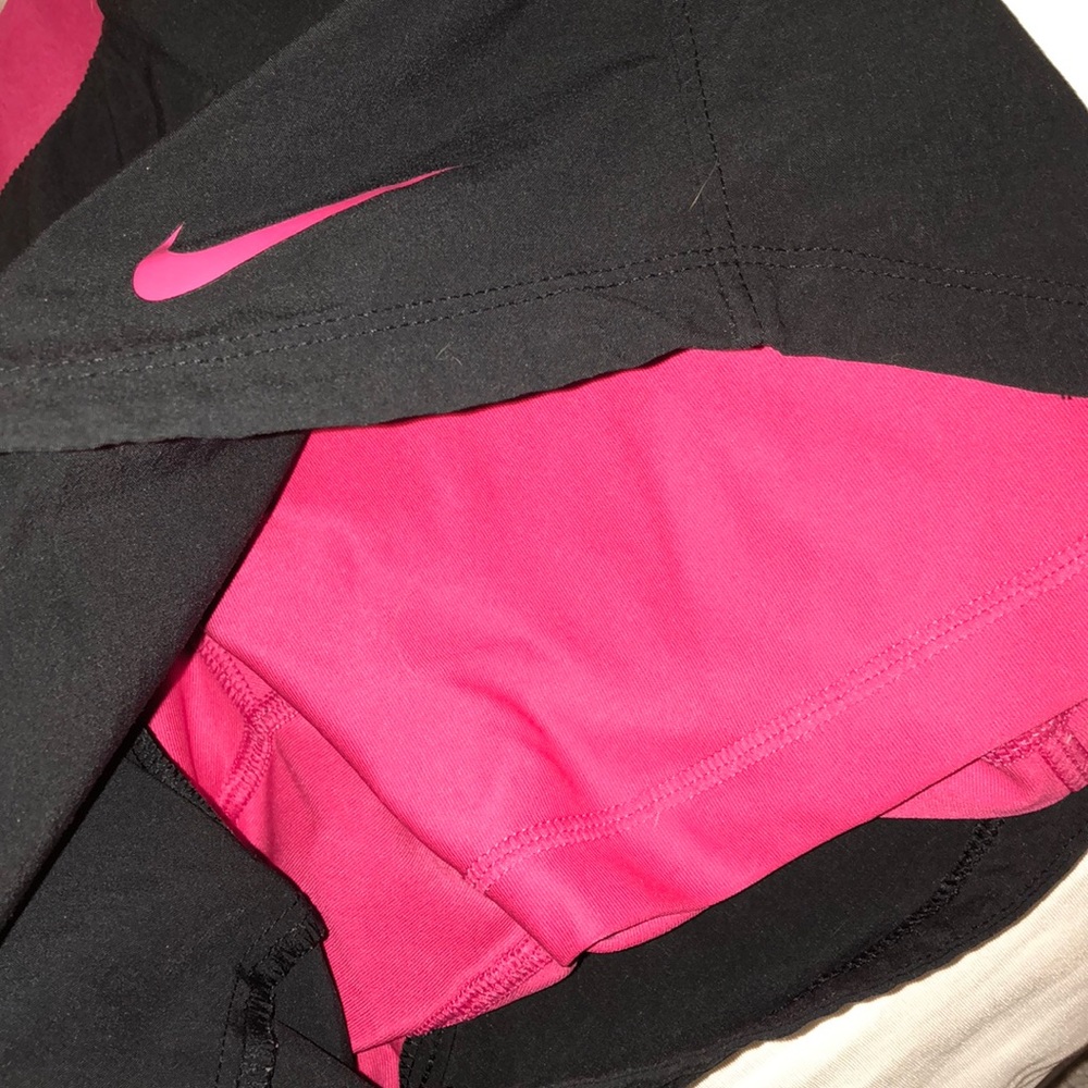 Shorts - Picture 2 of 3